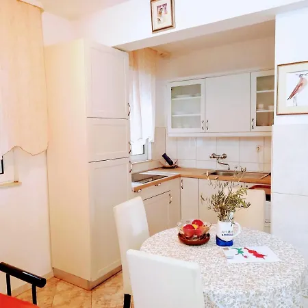 Apartment Bisera